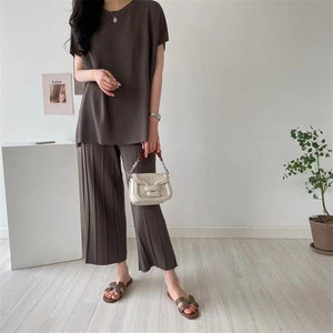 Modest Ladies Knit top larghi Set da 2 pezzi Casual Plain pieghettato gamba larga pantaloni lunghi completo da donna estate manica a pipistrello Set a due pezzi - Product Image 1