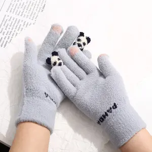 JM高品质创意蓬松毛绒手套彩色蓬松针织手套卡哇伊冬季熊猫骑行手套