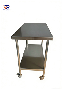โต๊ะทำงานสแตนเลสแบบเคลื่อนย้ายได้ VICTORY รุ่น Heavy Duty พร้อมล้อ สำหรับโรงงาน/โรงแรม/ร้านอาหาร - Product Image 3
