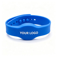 Bracelet en silicone personnalisé avec logo RFID NFC NTAG424, étanche, réglable, pour salle de sport, piscine, hôpital, vente en gros, cadeau