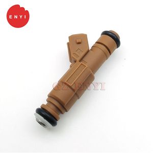 Inyector de Combustible 0280155831 Para Motor de Gasolina Volvo 2.4 2.5L I5 Compatible con Bosch - Product Image 1