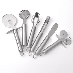 Espátula <span class=keywords><strong>para</strong></span> mantequilla SS430, herramienta de Cocina 3 en 1, rallador de mantequilla, rallador de borde dentado, verduras y frutas picadas - Product Image 2