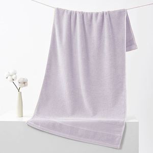 Ensemble de serviettes de bain luxueuses brodées avec logo imprimé, textile de maison - Product Image 4