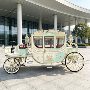 Calèche royale de tourisme sur mesure avec décoration extérieure personnalisée, chariot à chevaux pour hôtel de villégiature, manoir et parc culturel - Product Image 1
