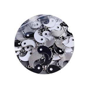100 Breloques Connecteurs TaiChi Rondes en Émail Plaqué Argent pour Colliers, Fabrication DIY, Breloques Yin Yang, Pendentifs Bijoux Faits Main - Product Image 2