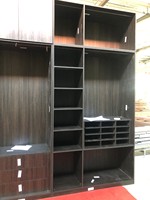 Sistema de Armario Modular para Dormitorio de Gran Capacidad con Diseño de Paquete Plano de Fácil Montaje y Estantes Abiertos