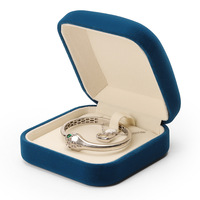 Boîtes à bijoux en velours de luxe personnalisées par le fabricant, organisateur carré, couple, bague, collier, logo, bracelet, emballage magnétique