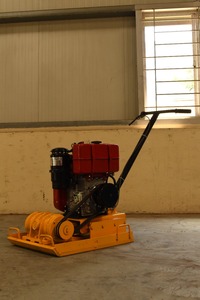 Apisonadora de Tierra de 5 Toneladas de Capacidad con Motor Diésel - Product Image 3