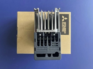 Variador de Frecuencia Serie FR-D700, FR-D720-0.75K, 750W, 3 Fases, 4.2A, 200Vac-240Vac, 100% Nuevo y Original - Product Image 4