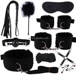 SacKnove <span class=keywords><strong>Sex</strong></span> Toys per Adulti per Coppie Set da 10 Pezzi in Morbido Nylon Peloso con Frusta Manette e Kit Bondage per Giochi BDSM e SM - Product Image 3