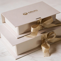 Boîtes cadeaux en carton satiné populaires, emballages personnalisés pour tissages capillaires, boîtes pliantes magnétiques roses pour perruques, emballages de luxe
