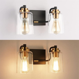 Lámpara de Pared de Diseño Moderno para Baño con Acabado Negro Mate y Latón y Pantalla de Cristal Transparente - Product Image 2