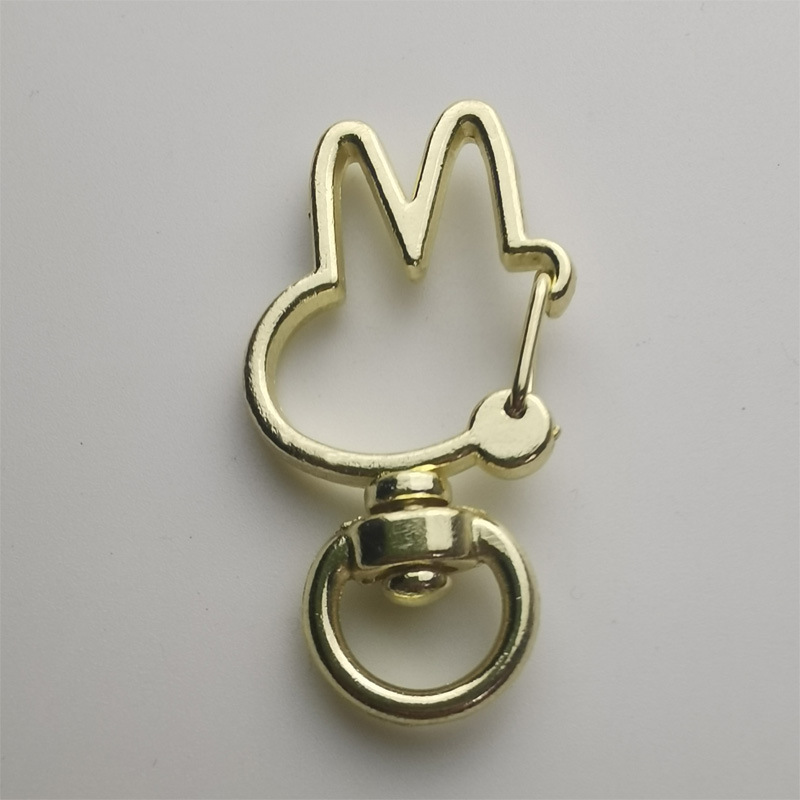 Conservazione del colore oro chiaro