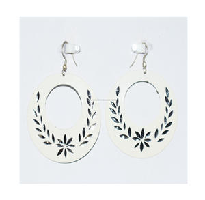 Pendientes circulares de latón turquesa americano, colgantes de oro, joyería informal de latón 1935, pendientes coloridos martillados, guantes de fiesta - Product Image 1