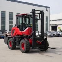 Schwerlast-Geländestapler KF932 mit 3000 kg Tragfähigkeit und Allradantrieb für Außenlager und Logistik