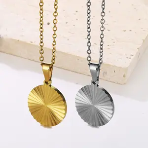 18k Gold Glowing Sun Necklace Sunshine Sun Ray Charm Pendant Premium Jewellery 316L Stainless Steel Circle Round Sun Necklace