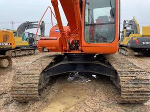 รถขุดดิน Doosan DH220LC-7 มือสอง น้ำหนัก 21.5 ตัน รุ่นปี 2022 พร้อมเครื่องยนต์และเกียร์อะไหล่แท้ มีสินค้าพร้อมขาย - Product Image 3