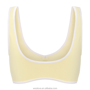 แห้งสบาย เคลื่อนไหวอิสระ: เสื้อกล้ามขนแกะเมอริโนพร้อมสายรัดกว้างที่กระชับ - Product Image 2