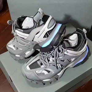 Zapatos de Diseñador de Lujo Nuevos 2026, Zapatos Deportivos para Hombre Track 3.0 con Cordones LED, Marca Famosa, Zapatillas Casuales de Alta Calidad, Zapatos Ligeros para Caminar para Mujer - Product Image 5