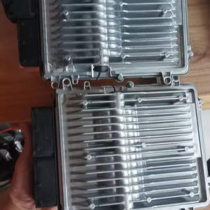 ชุดควบคุมเครื่องยนต์ดั้งเดิมสำหรับชิ้นส่วนเครื่องยนต์ดีเซล TCD7.8L6 Deutz: 0421-6846 04216846 ECU - Product Image 1