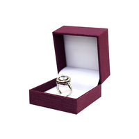 Boîte à bijoux rectangulaire en cuir PU brossé, gravée, personnalisée, classique, élégante, vintage, de luxe, avec logo, pour la Saint-Valentin, vente en gros