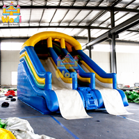 Toboggan aquatique gonflable géant pour enfants et adultes, usage commercial, toile en PVC de 0,55 mm, résistant aux chocs, taille/couleur personnalisable, garantie 3 ans