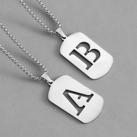Collier en acier inoxydable découpé 26 lettres, résistant à la décoloration, texture haut de gamme, chaîne de pull automne-hiver
