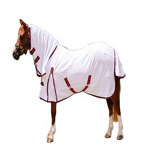 Manta para Caballo Blanca, Roja y Negra, de Mezcla de Polialgodón, Ligera para Verano, Fabricantes India Riding House Kanpur - Product Image 1