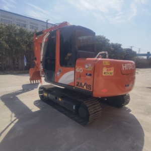 Excavatrice sur chenilles Hitachi ZX60 de haute qualité à vendre en bon état, moteur haute performance de 6 tonnes en promotion - Product Image 4