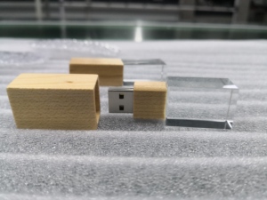 Crystal Wood USB Flash Drive 2.0 <strong>Personalised</strong> Wooden Usb with <strong>Gift</strong> Box 32GB USB 3.0 2.0 for Special Day <strong>Memories</strong> - Product Image 4