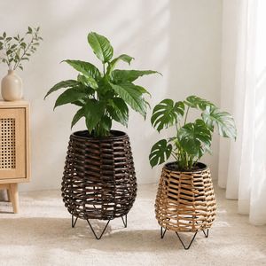 Support de pot de fleurs en rotin Nordic Blooms, tressé, pour intérieur, avec base en fer, pour la décoration de la maison - Product Image 4