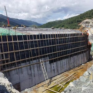 Coffrage plastique pour construction en béton coulé sur place de murs de soutènement, caniveaux, conduites, tunnels, moules et fossés d'ingénierie - Product Image 2