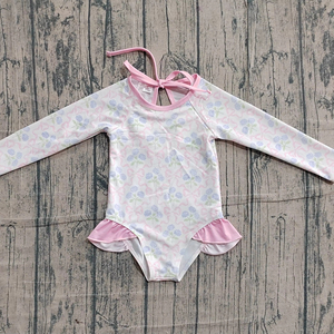 S0655 Traje de Baño Personalizado para Niña Pequeña, Estampado de Flores Azul Claro y Lazos Rosas, Traje de Baño de Manga Larga al por Mayor - Product Image 1