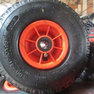 <span class=keywords><strong>Roue</strong></span> en caoutchouc 3.00-4 (260x85) avec un diamètre de moyeu de 20mm pour chariot à main vers l'Europe Italie Grèce France - Product Image 5