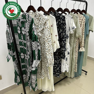 <span class=keywords><strong>Abbigliamento</strong></span> usato coreano balle classiche miste abiti usati di marca di seconda mano <span class=keywords><strong>abbigliamento</strong></span> usato per le donne - Product Image 3