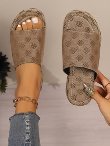 Pantofole da <span class=keywords><strong>donna</strong></span> Jishi con suola spessa marrone Plus Size alla moda con suola in gomma e pantofole superiori in poliestere - Product Image 4