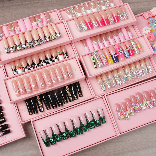 Luxury 10pcs Handmade Acrylic Press-on Nails Set Stylish Design with Rhinestones ABS Material for Fashionable Finger Look