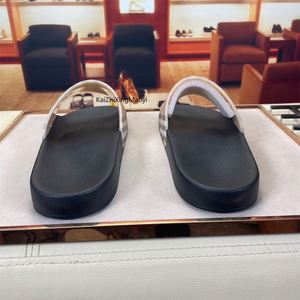Luxury Designer Flat <b>Slippers</b> Fashion Women Ladies <b>Outdoor</b> Shoes Walking Casual Brand Shoes Sandals Top Quality - Product Image 6