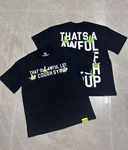 T-shirt Casual da <span class=keywords><strong>Uomo</strong></span> di Alta Qualità Stile Streetwear con Stampa Designer a Lettere: "THAT'S AN AWFUL LOT OF COUGH SYRUP" - Product Image 2