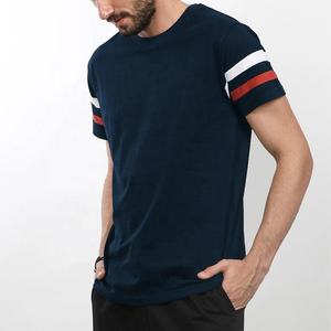2022 liso al por mayor de talla grande Jersey para hombre de gran tamaño 100% algodón logotipo personalizado respetuoso con el medio ambiente transpirable nuevo diseño camisetas - Product Image 1