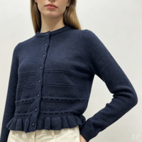 Clara – Haut tricoté pour femme, qualité supérieure, maille pointelle, bleu, personnalisable OEM, couleur unie, manches longues, boutons en corne
