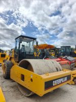 Compacteur vibrant Caterpillar S683E d'occasion, monocylindre, moteur diesel, 18-20 tonnes, modèle 2023, 332KN, Exciting 30%