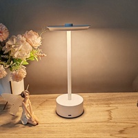 Lampe de table solaire à DEL rechargeable pour l'extérieur Lampes de table sans fil étanches pour restaurant d'intérieur à haute luminosité