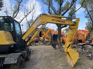 Mini pelles hydrauliques sur chenilles Hyundai 60W-7 d'occasion pelleteuses importation Offre Spéciale bon état pelleteuses d'occasion Hyundai 60W-7 - Product Image 3