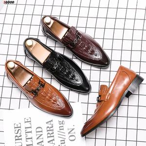 Zapatos Oxford de cuero genuino hechos a mano para mujer, zapatos de charol, zapatos de cuero genuino de serpiente. - Product Image 1