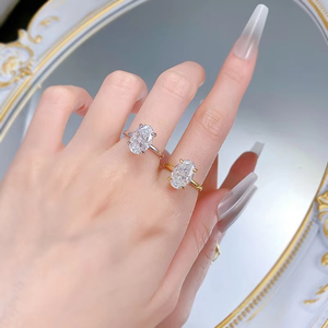 Anelli da Donna ZhuQian all'Ingrosso in Lega Placcata <span class=keywords><strong>Argento</strong></span> <span class=keywords><strong>e</strong></span> <span class=keywords><strong>Oro</strong></span> con Zirconia Cubica Ovale Scintillante - Gioielli Mozzafiato - Product Image 3