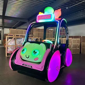 Een Tweezits Pretpark Op Het Plein Een Amusementsrit Voor Volwassenen Lichtgevende Elektrische Auto