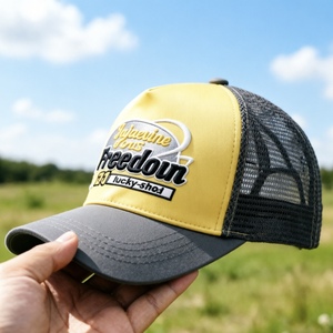 Casquette Trucker Personnalisée Jaune et Grise, Broderie, Maille Respirante, Réglable, Snapback pour Hommes et Femmes, Style Streetwear, Casquette de Baseball - Product Image 6