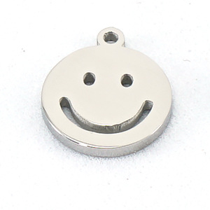 Charme visage souriant en acier inoxydable PVD 18K en argent ou en or |   Breloque Emoji Ludique pour la Création de Bijoux DIY |   Hypoallergénique et résistant à l'eau - Product Image 4