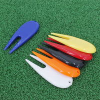 Outils de divot en plastique avec logo personnalisé Fourche de golf en plastique Outil de réparation de divot de golf Marqueur de balle Accessoires de golf